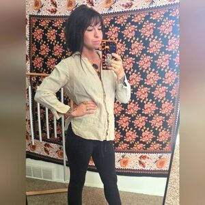 100% Linen button up 3/4 sleeve blouse